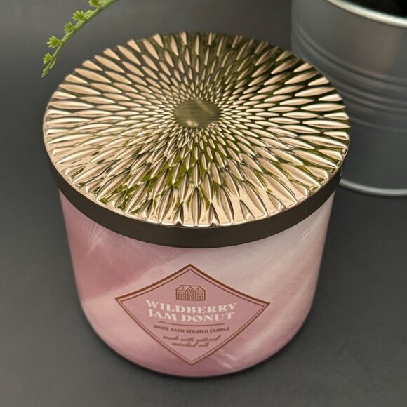 BBW Wildberry Jam Donut White Barn Bath & Body Works 3 Wick Candle - Picture 4 of 10